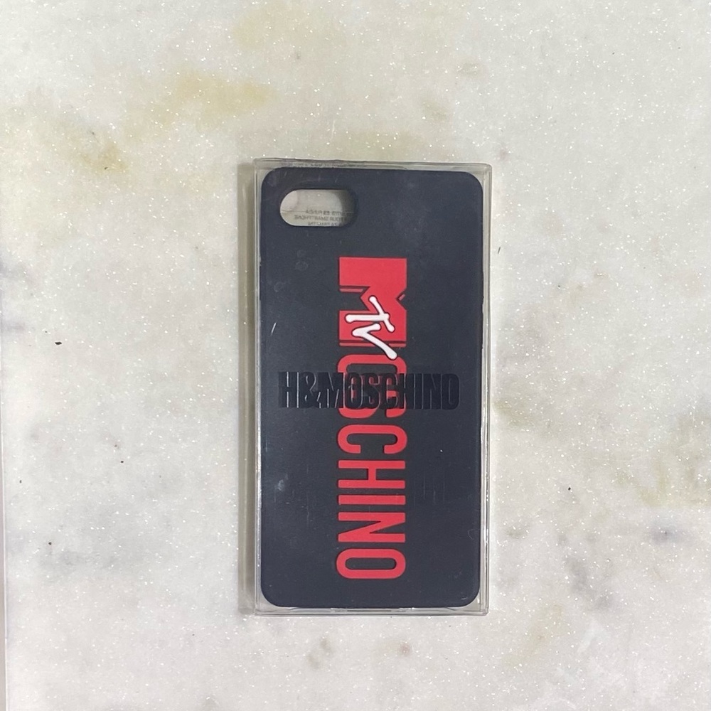 NIB Authentic H&M x MOSCHINO MTV Black Silicone Phone Case: iPhone 6/ 7/ 8/ SE